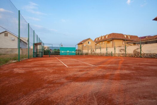 Строительство спортивных и игровых площадок для дач