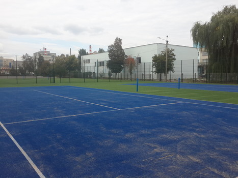 Строительство теннисного корта