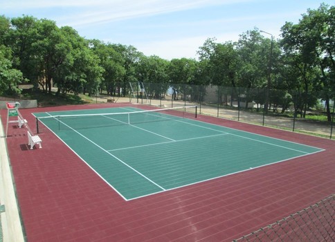 Строительство теннисных полей